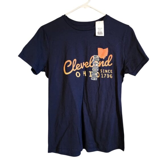 NWT Navy Blue Cleveland Ohio T-Shirt - Picture 1 of 4